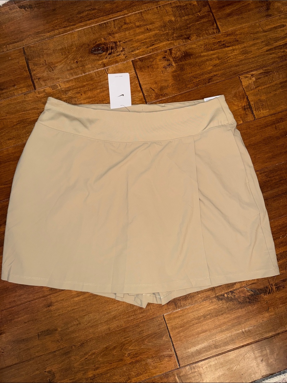 NWT Nike Golf Skirt skirt Women’s XXL Khaki limestone tan Dri fit standard fit